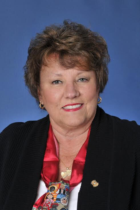 Julie Dobski